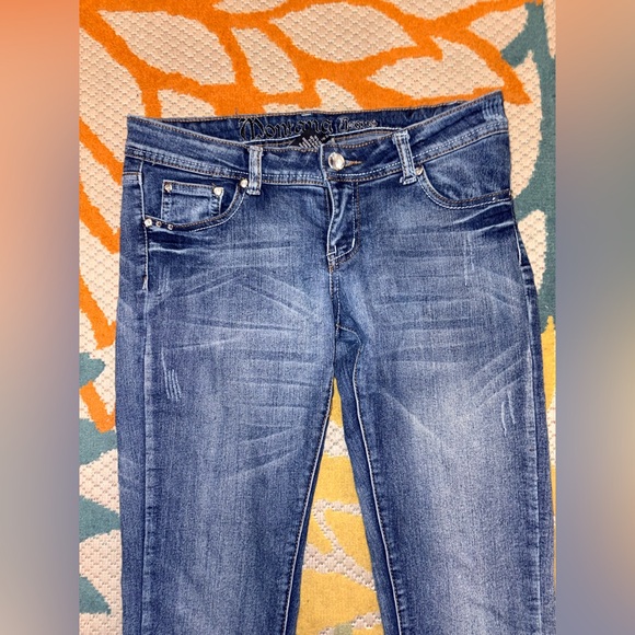 Montana Jeans 7/8 Bling Pocket Skinny Jeans 32” Inseam - Picture 3 of 13